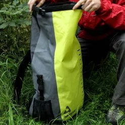 Aquapac Toccoa Waterproof Daysack -Fly Tying Materials shop 14a0484.5 2