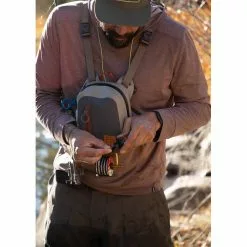 Fishpond Thunderhead Submersible Chest Pack 5L -Fly Tying Materials shop 22a0063.5