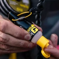 Loon Bottoms Up Holder 12 Loon Bottoms Up Holder -Fly Tying Materials shop 40026623.2